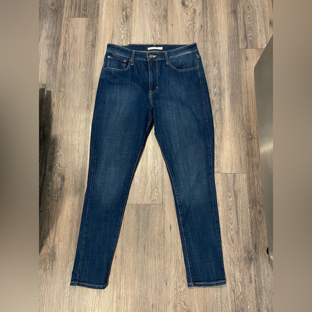 Levi’s 721 High Rise Skinny jeans Levi